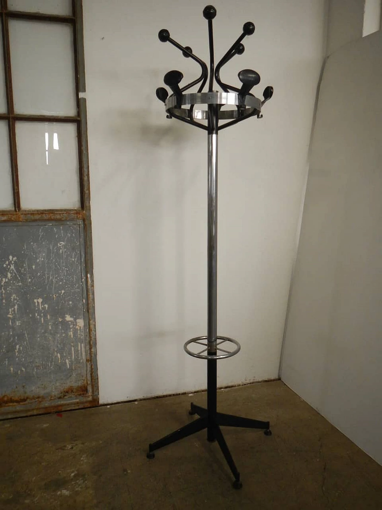 Appendiabiti in metallo cromato, anni '70 1225610