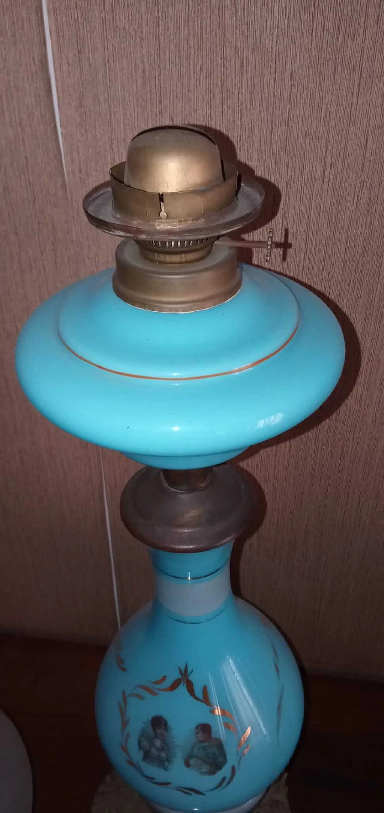 3 Lampade ad olio in vetro opalino celeste, primi del '900 1225769