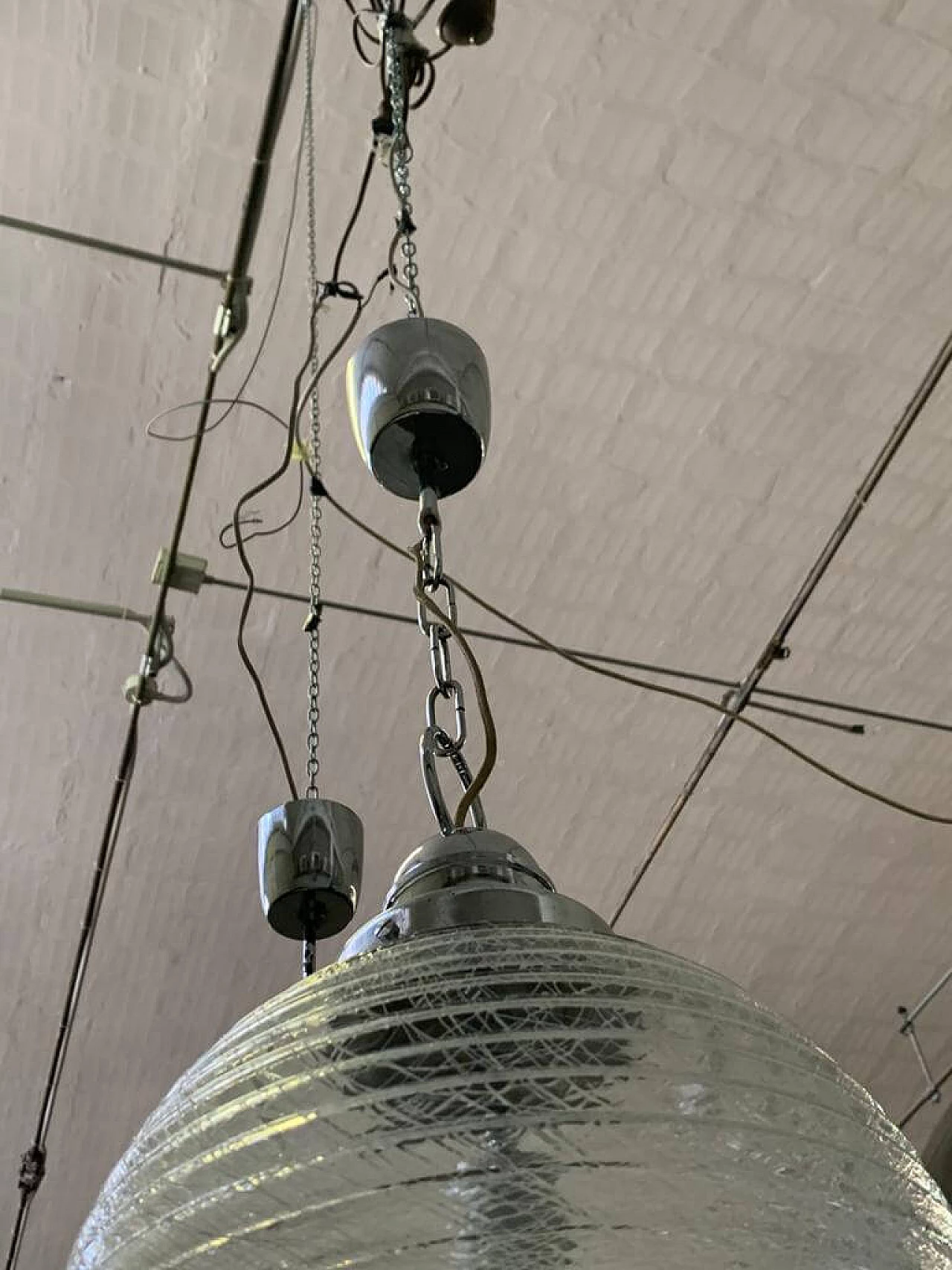 Pair of ball ceiling lamp with multi-strands engraving effect, 70s 1225887