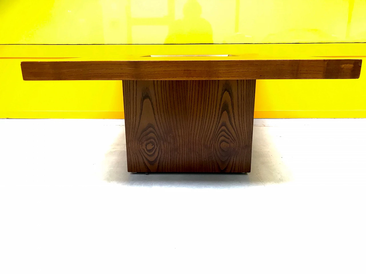 Coffee table in Willy Rizzo style in oak wood with mirror and brass profiles, original 70s 1226033