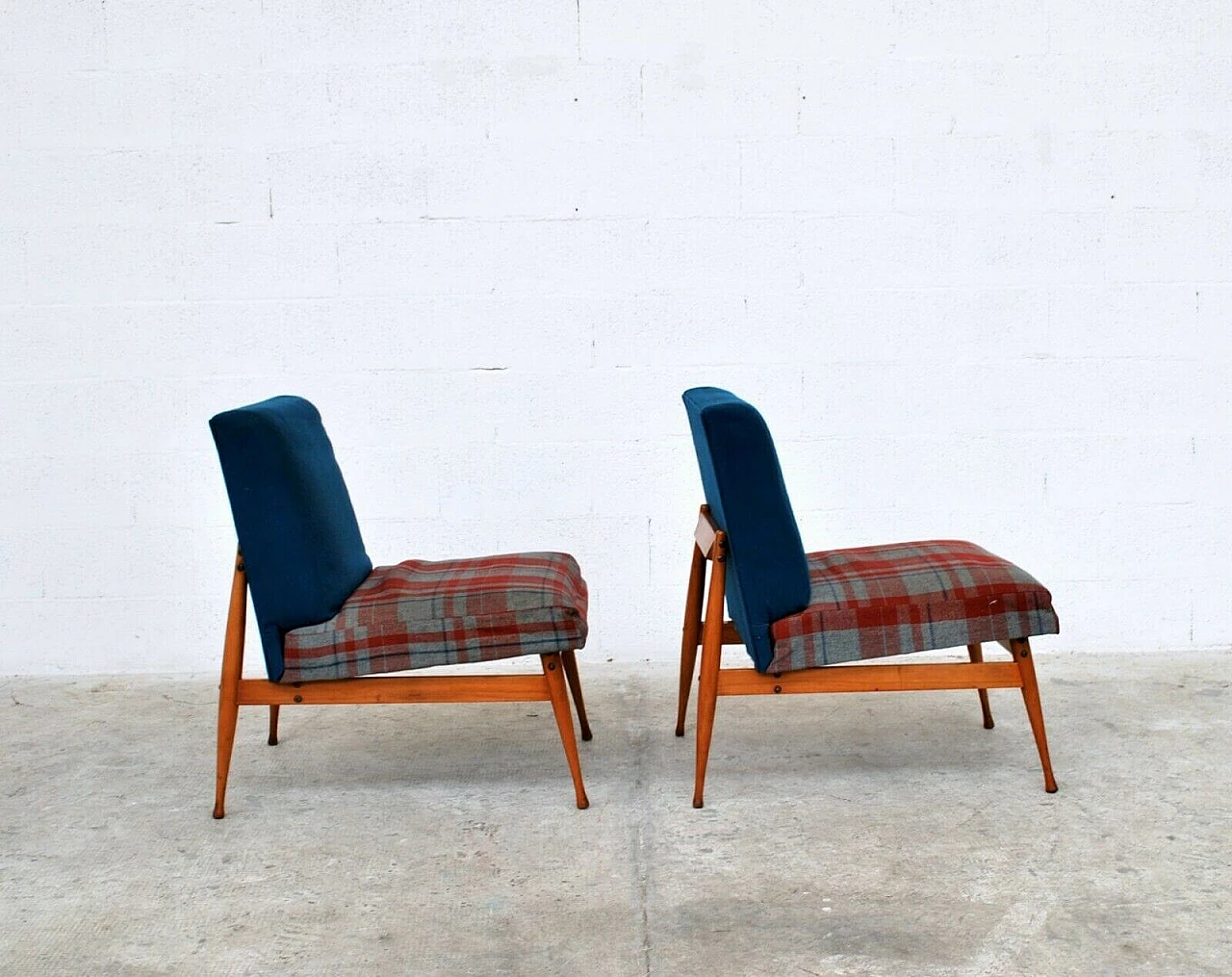 Pair of armchairs with checkered fabric by Reguitti, 50s 1226082