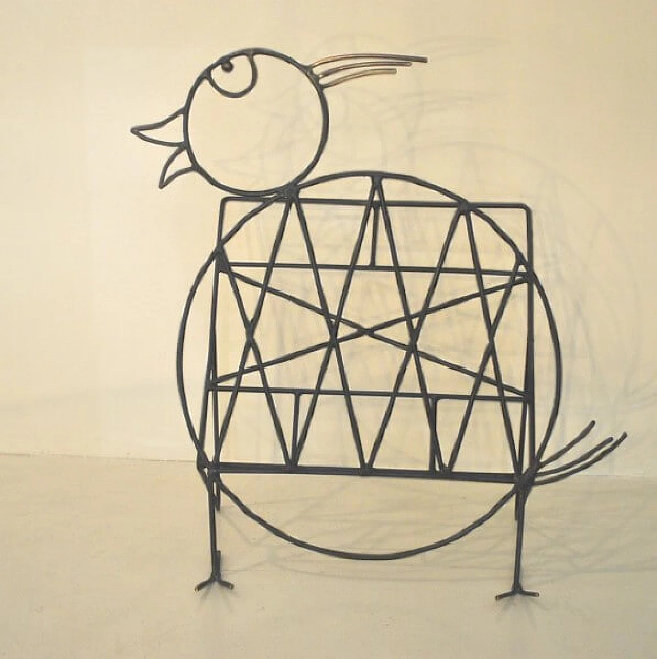 Iron magazine rack, 30s 1226487