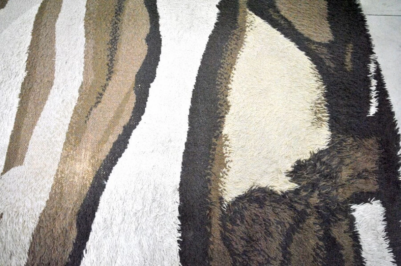 Rectangular wool rug, 70s 1226617