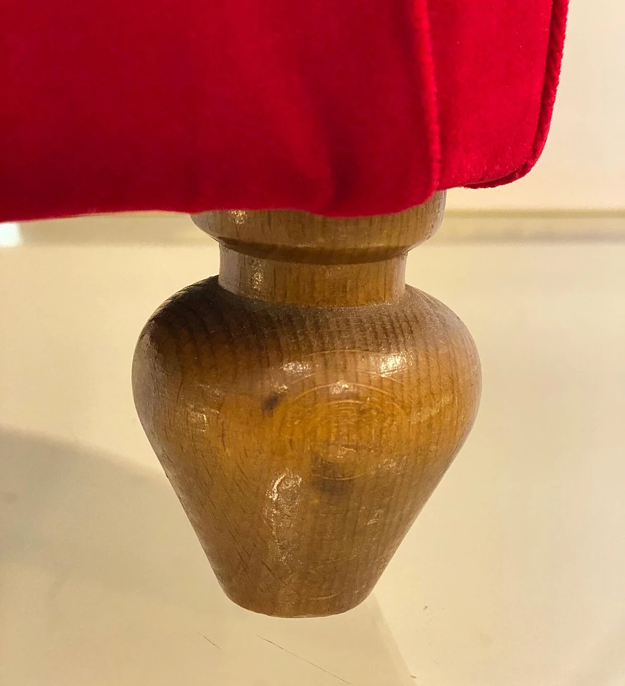 Poggiapiedi a forma di cuore, anni '40 1227395