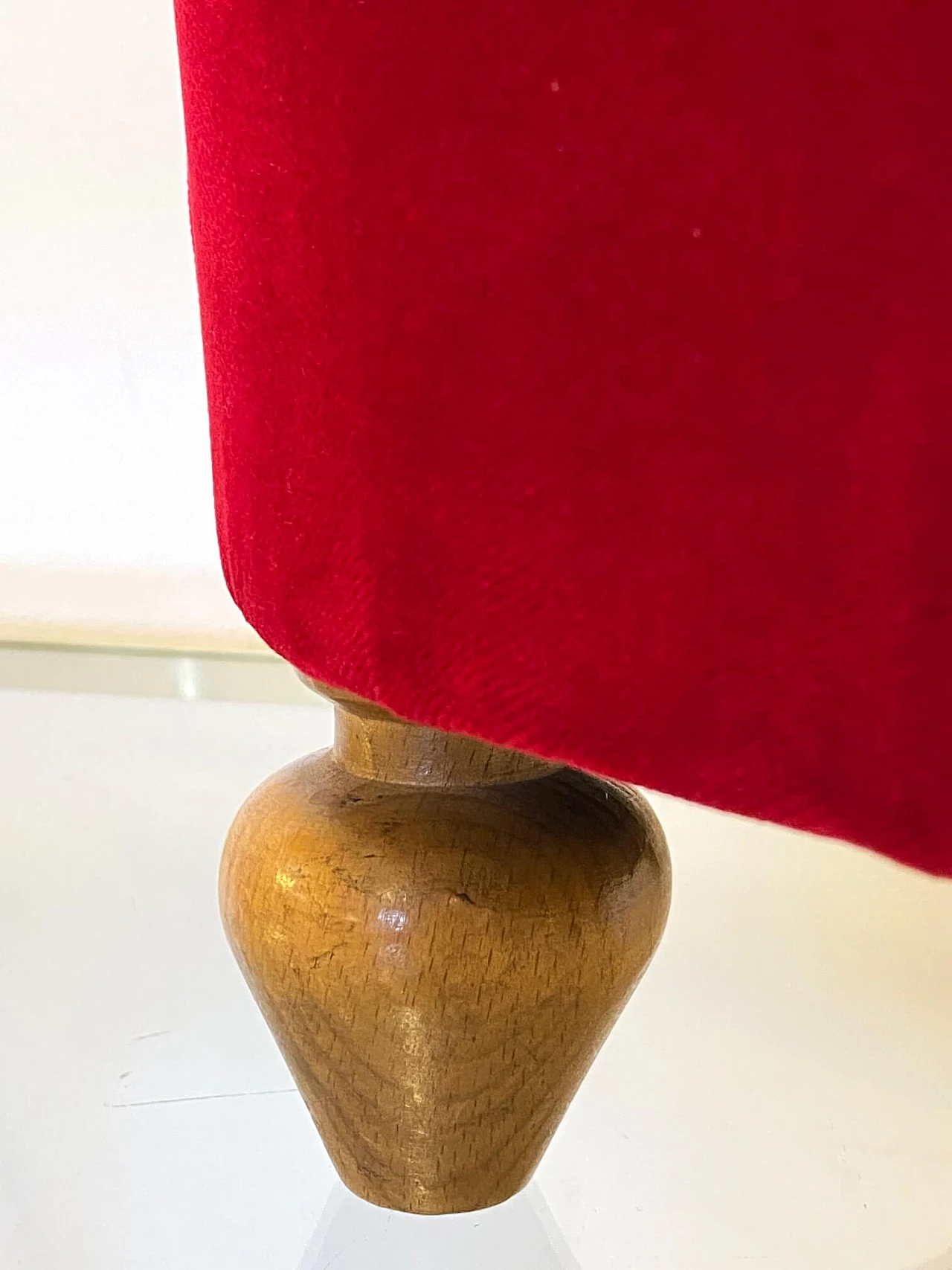 Heart-shaped footstool, 1940s 1227397