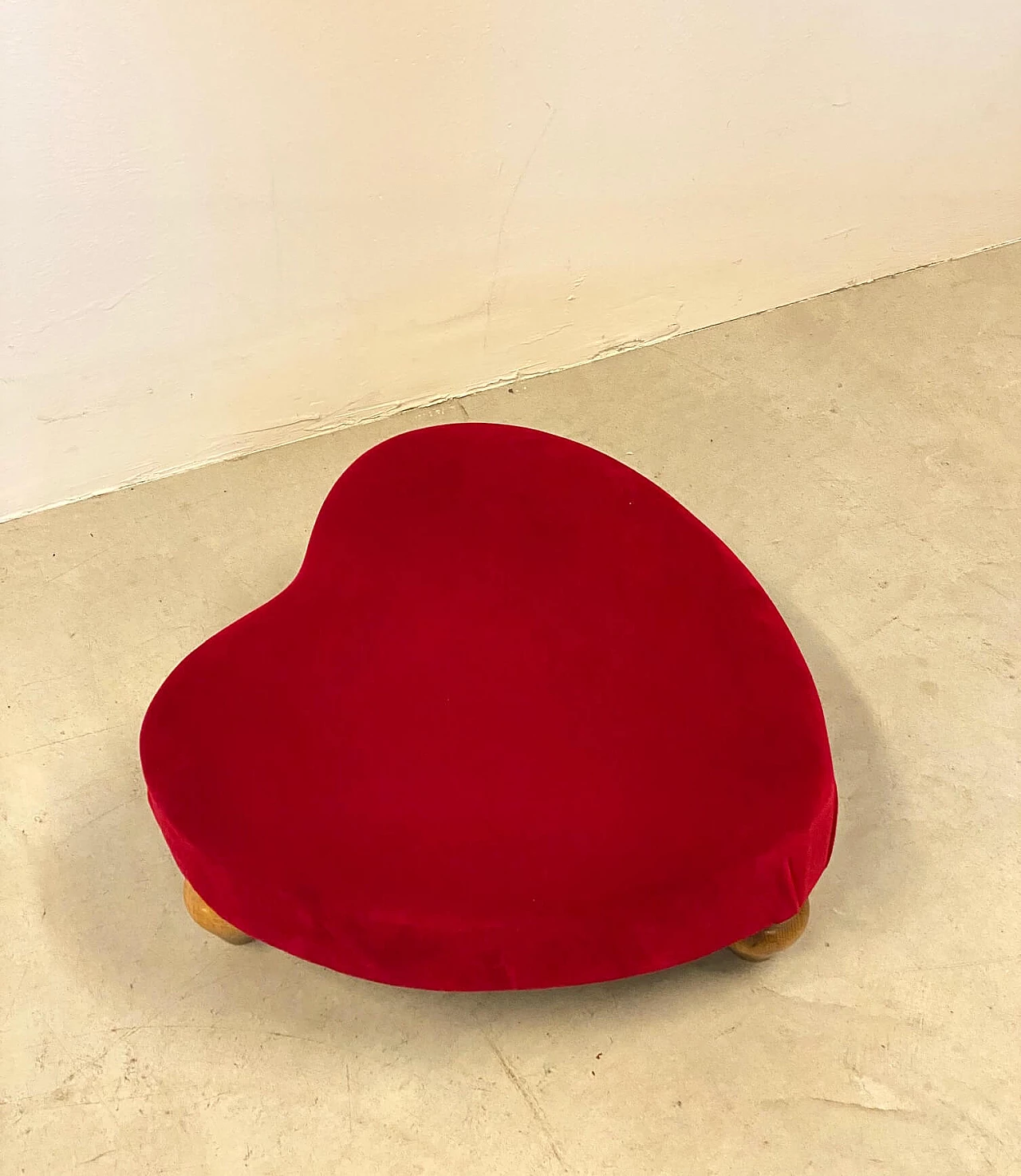 Poggiapiedi a forma di cuore, anni '40 1227398