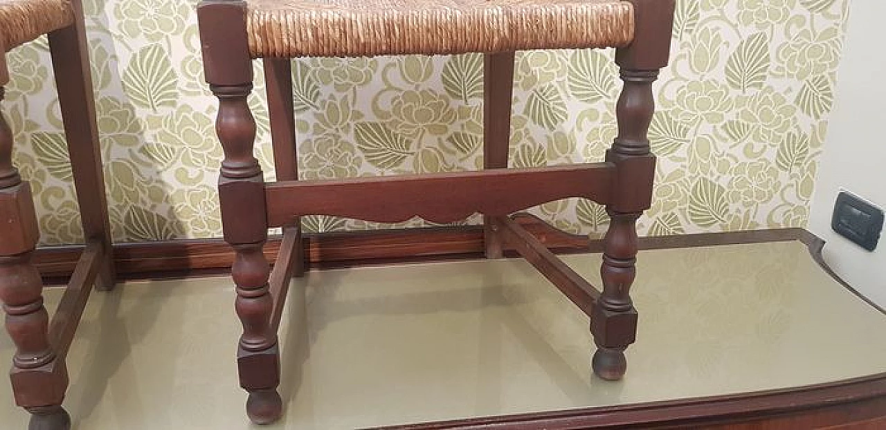 Coppia di sedie in noce massello e sedute in paglia, anni '50 1227592