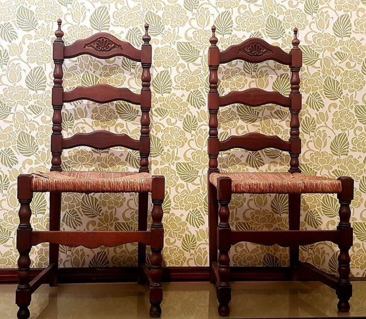 Pair of chairs in solid walnut and straw seats, 50s 1227595