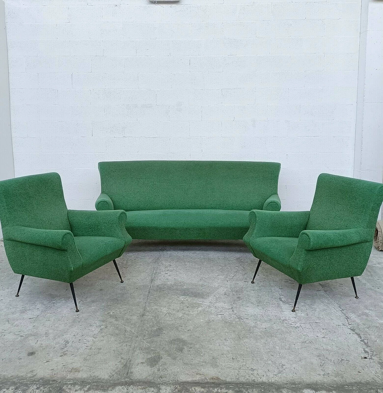 Pair of armchairs and curved sofa in fabric and brass feet, 60s 1228306