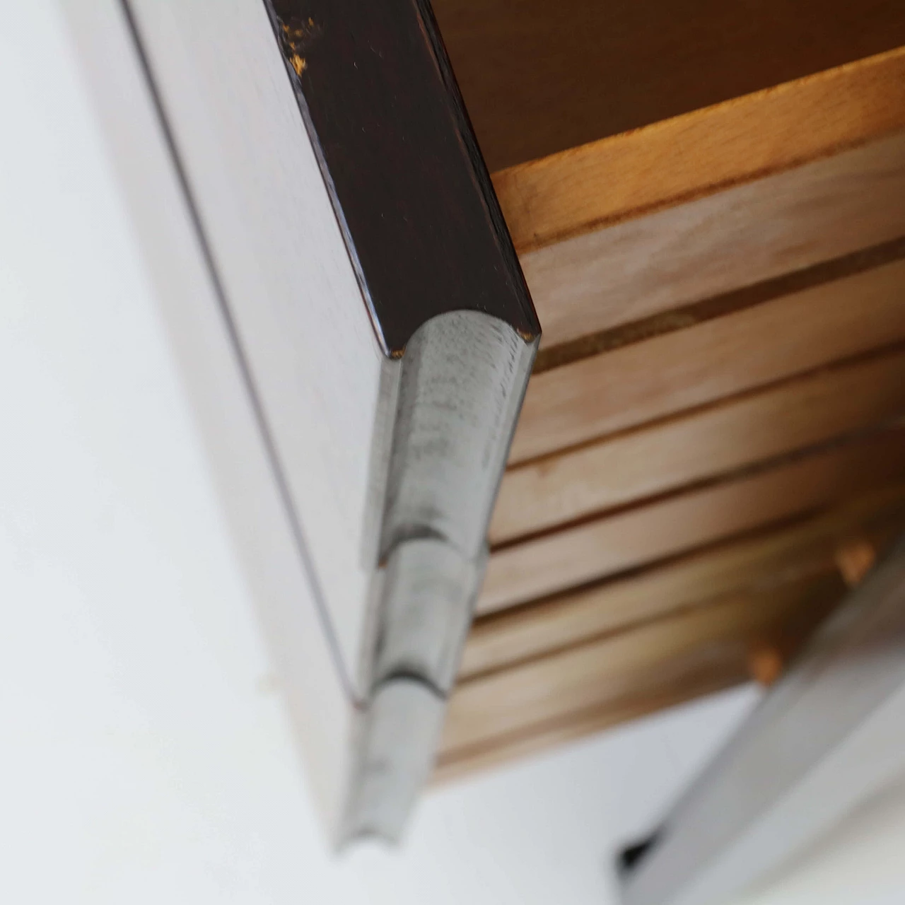 Chest of drawers in rosewood by Stilwood, 70s 1228585