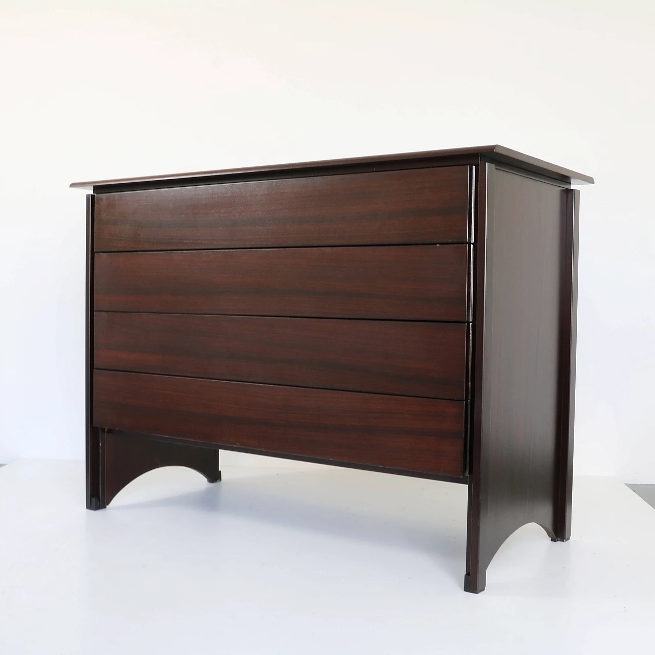 Chest of drawers in rosewood by Stilwood, 70s 1228586