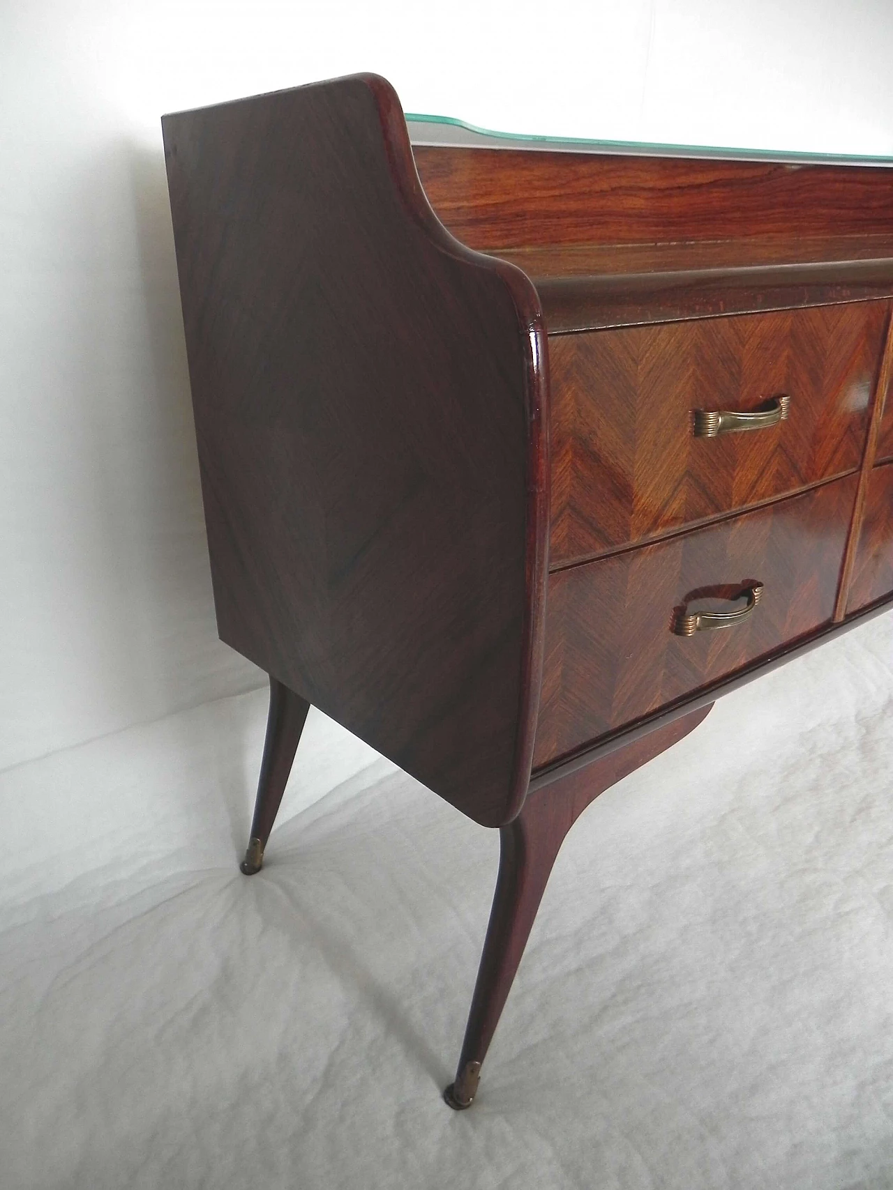 Mahogany feather chest of drawers, 1950s 1228920