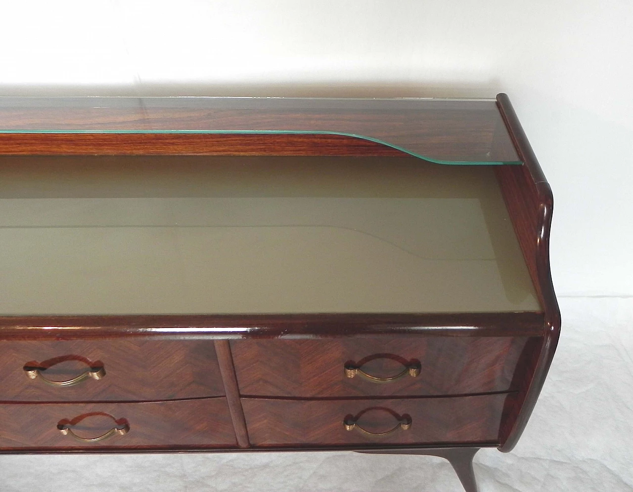 Cassettiera in piuma di mogano, anni '50 1228925