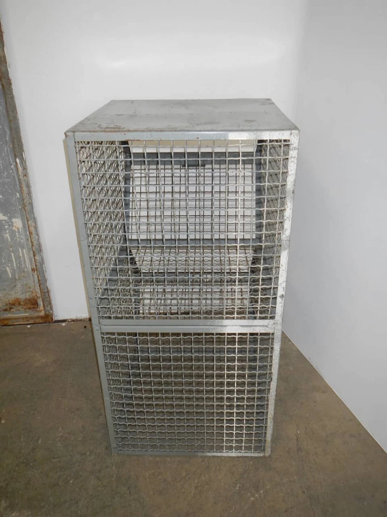 Industrial Wire mesh container with 2 compartments originally for shoe factory, 70s 1229011