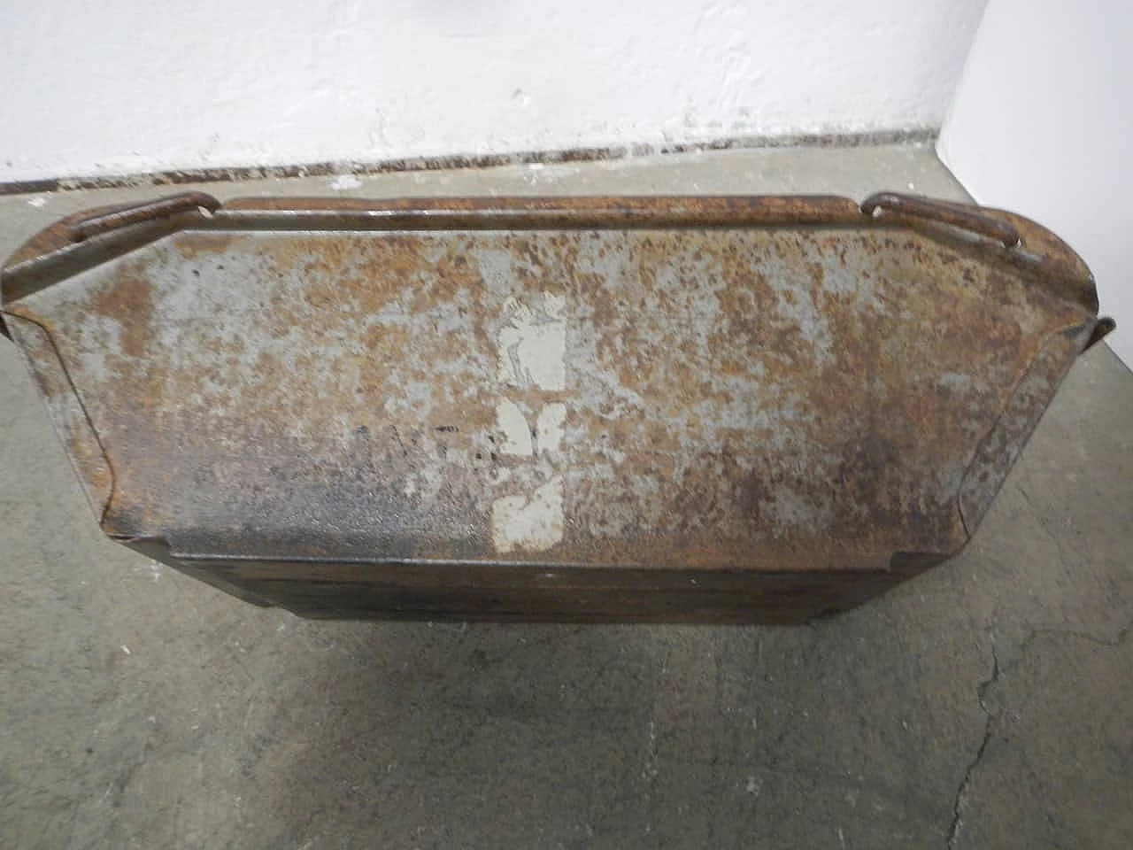 Metal container, 60s 1229031