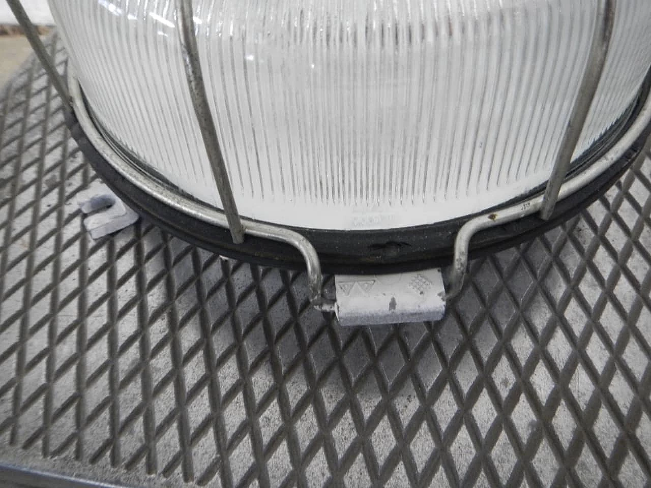 Outdoor wall lamp in aluminum and glass, 70s 1229054