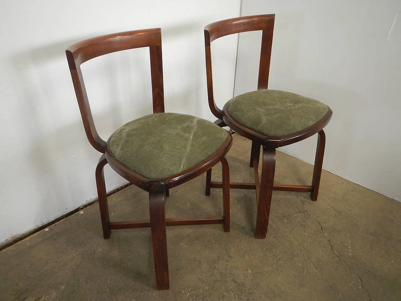 Pair of chairs, 80s 1229160