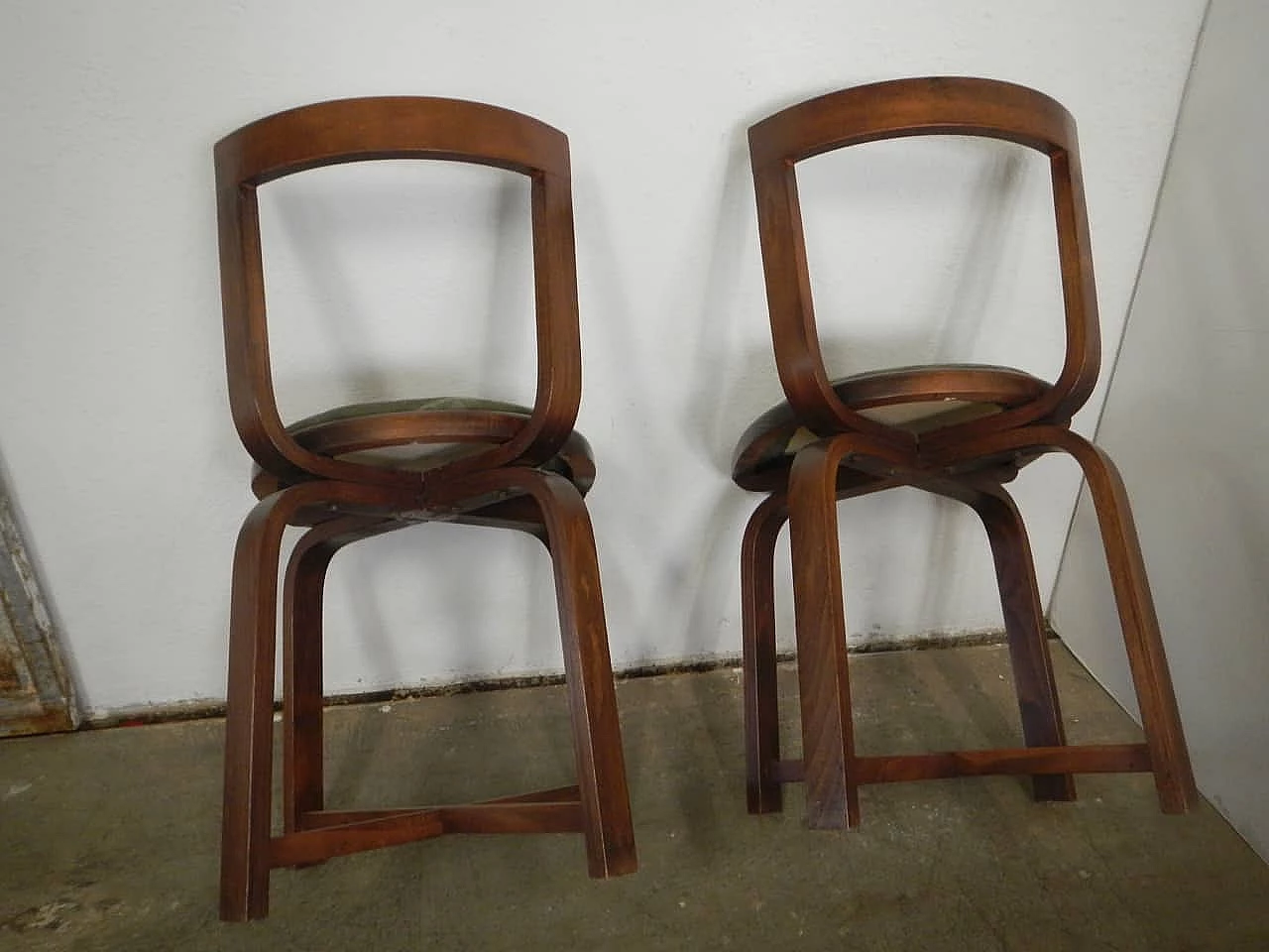 Pair of chairs, 80s 1229163