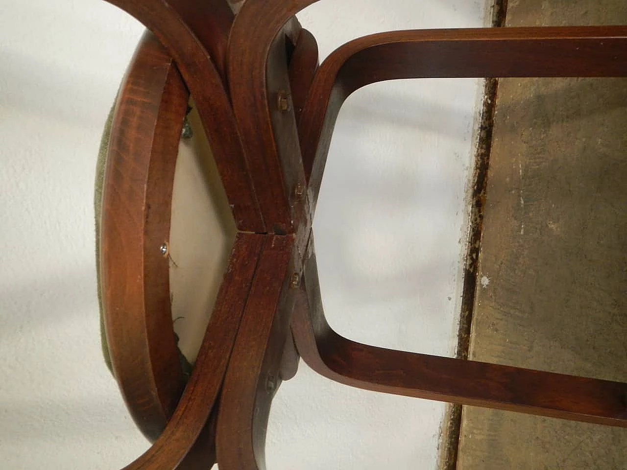 Pair of chairs, 80s 1229170