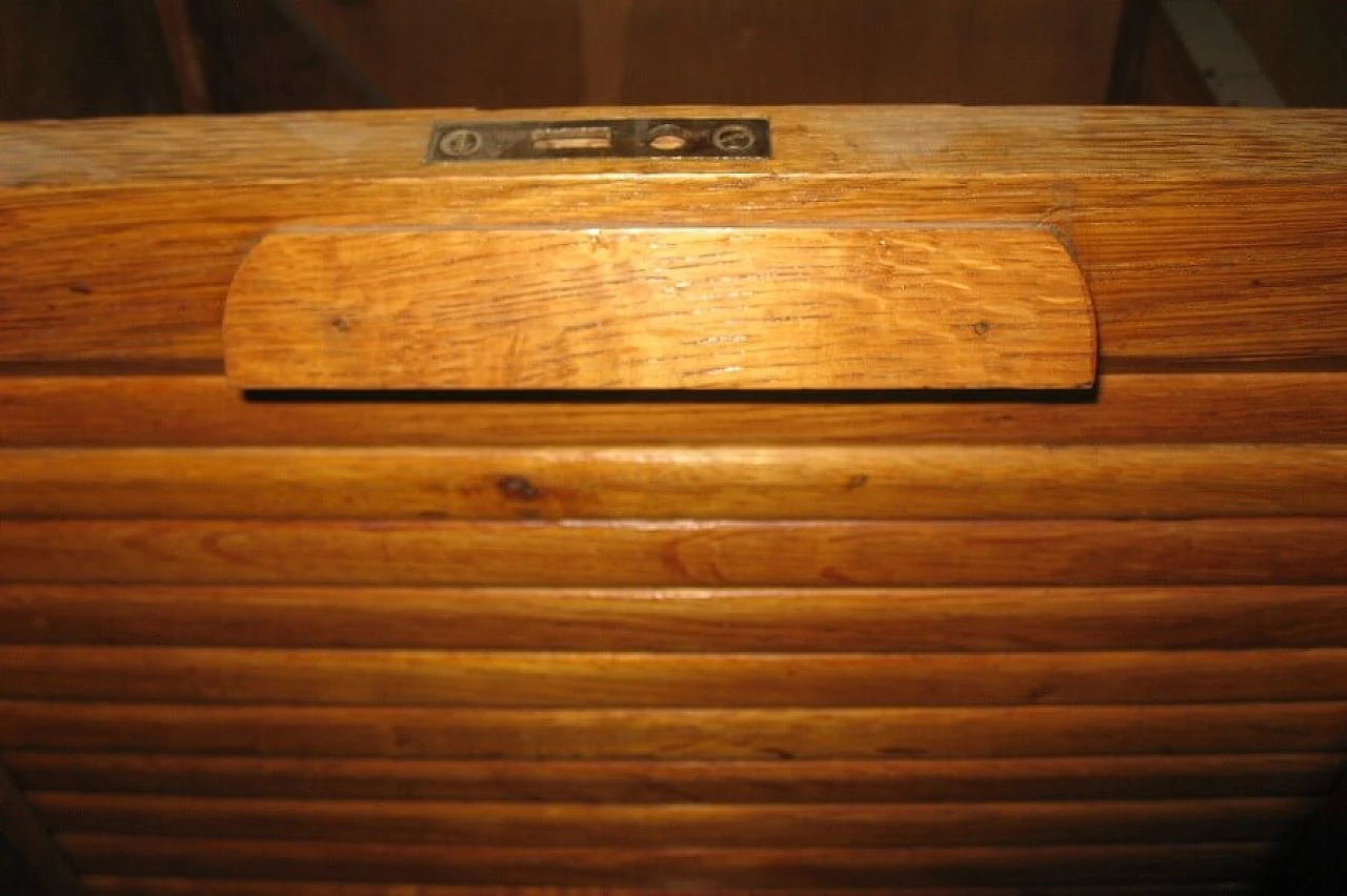 Mobile da ufficio o libreria a tre serrandine in rovere, anni '40 1229394