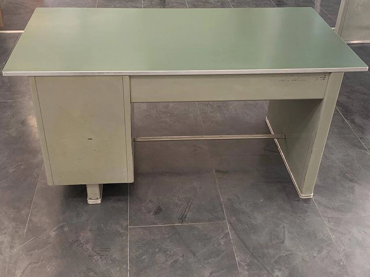 Desk in painted aluminium with laminate top from Carlotti, 50s 1229701