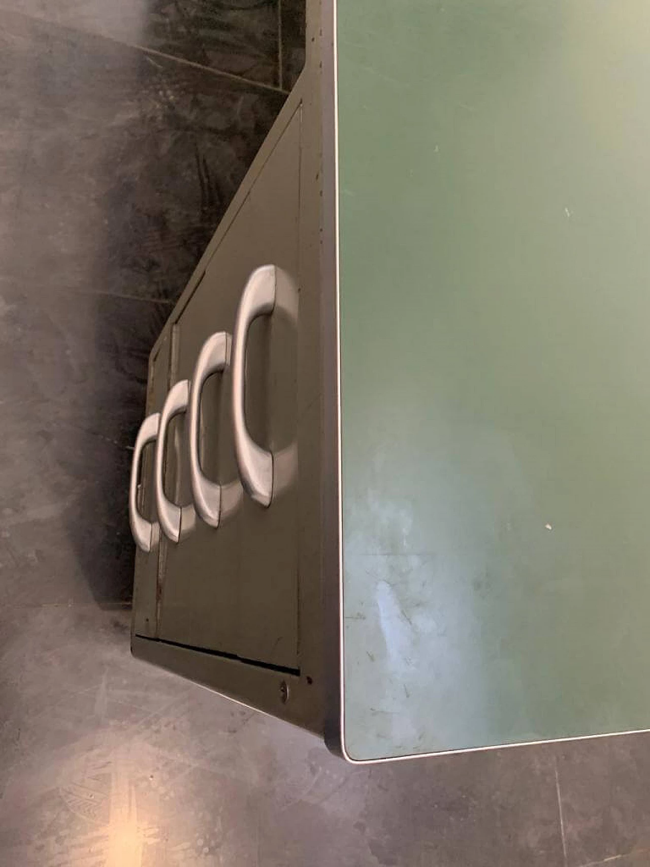 Desk in painted aluminium with laminate top from Carlotti, 50s 1229712