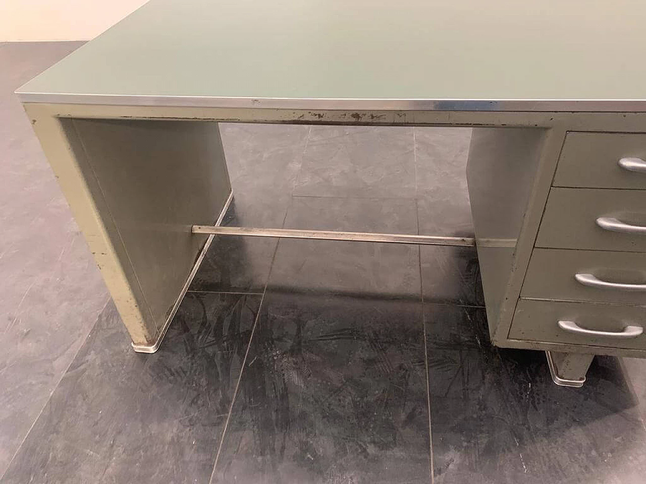 Desk in painted aluminium with laminate top from Carlotti, 50s 1229713