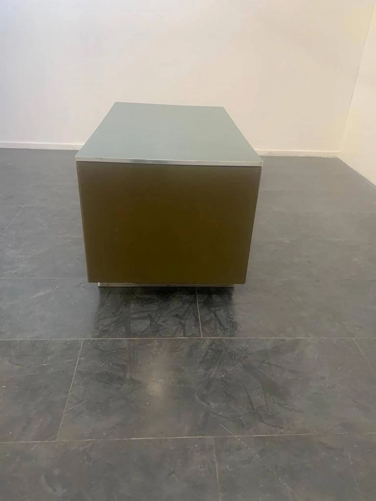 Desk in painted aluminium with laminate top from Carlotti, 50s 1229769