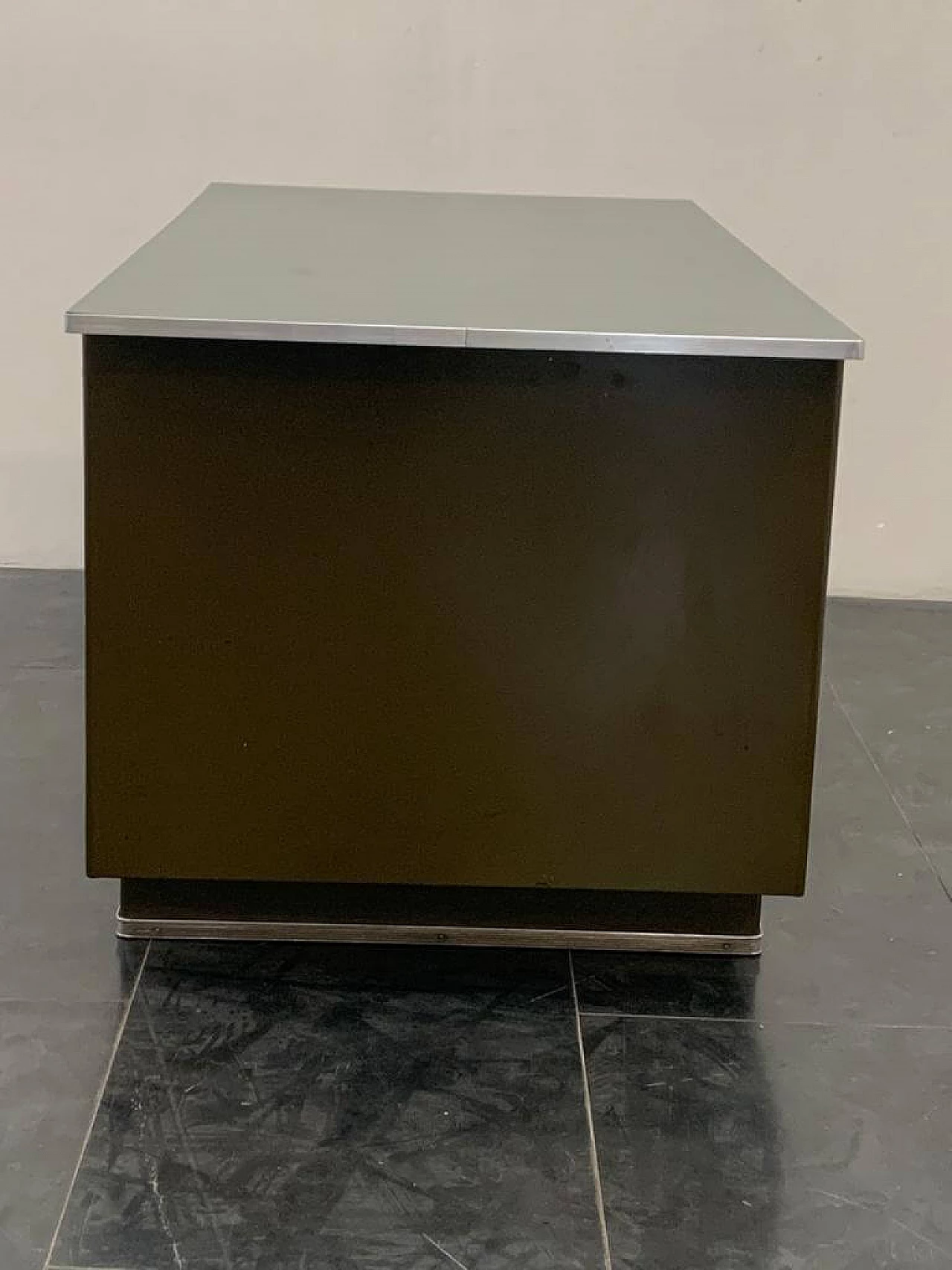 Desk in painted aluminium with laminate top from Carlotti, 50s 1229785
