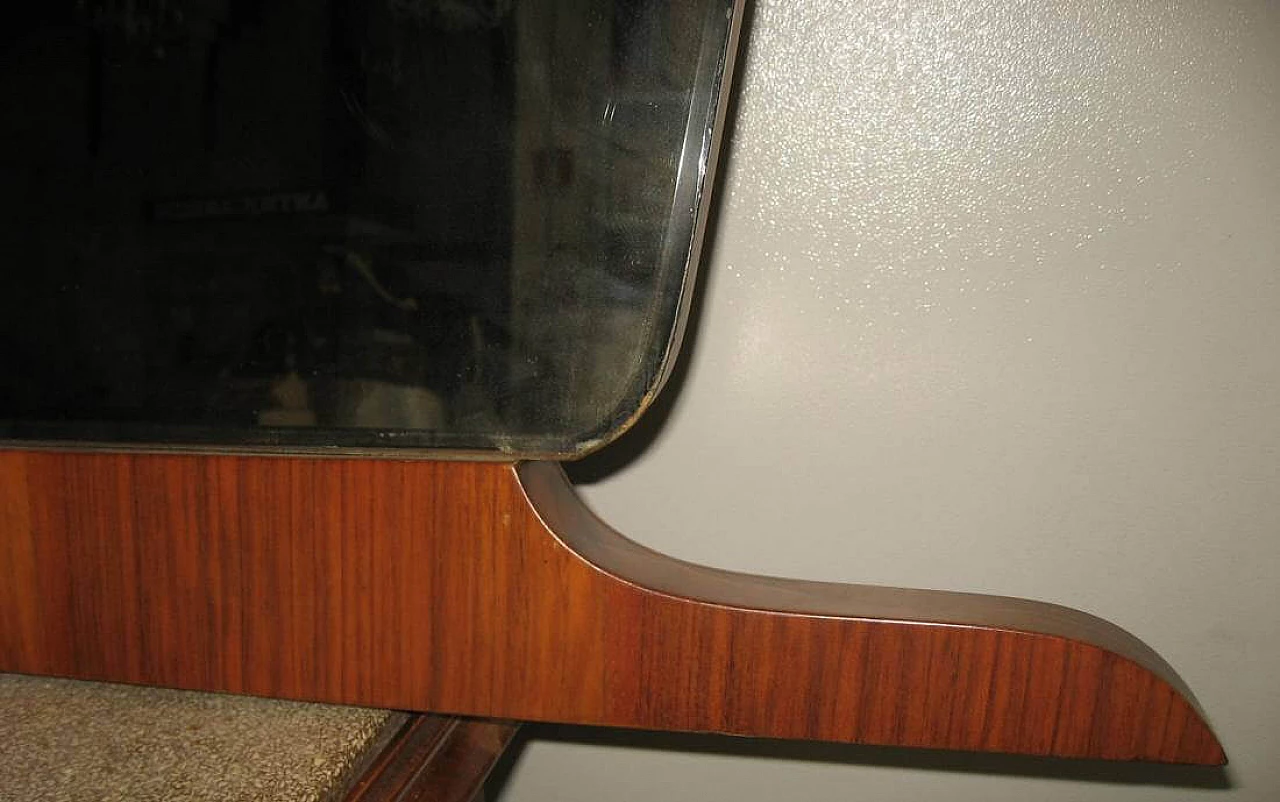 Specchiera sagomata con base in legno, anni '60 1229807