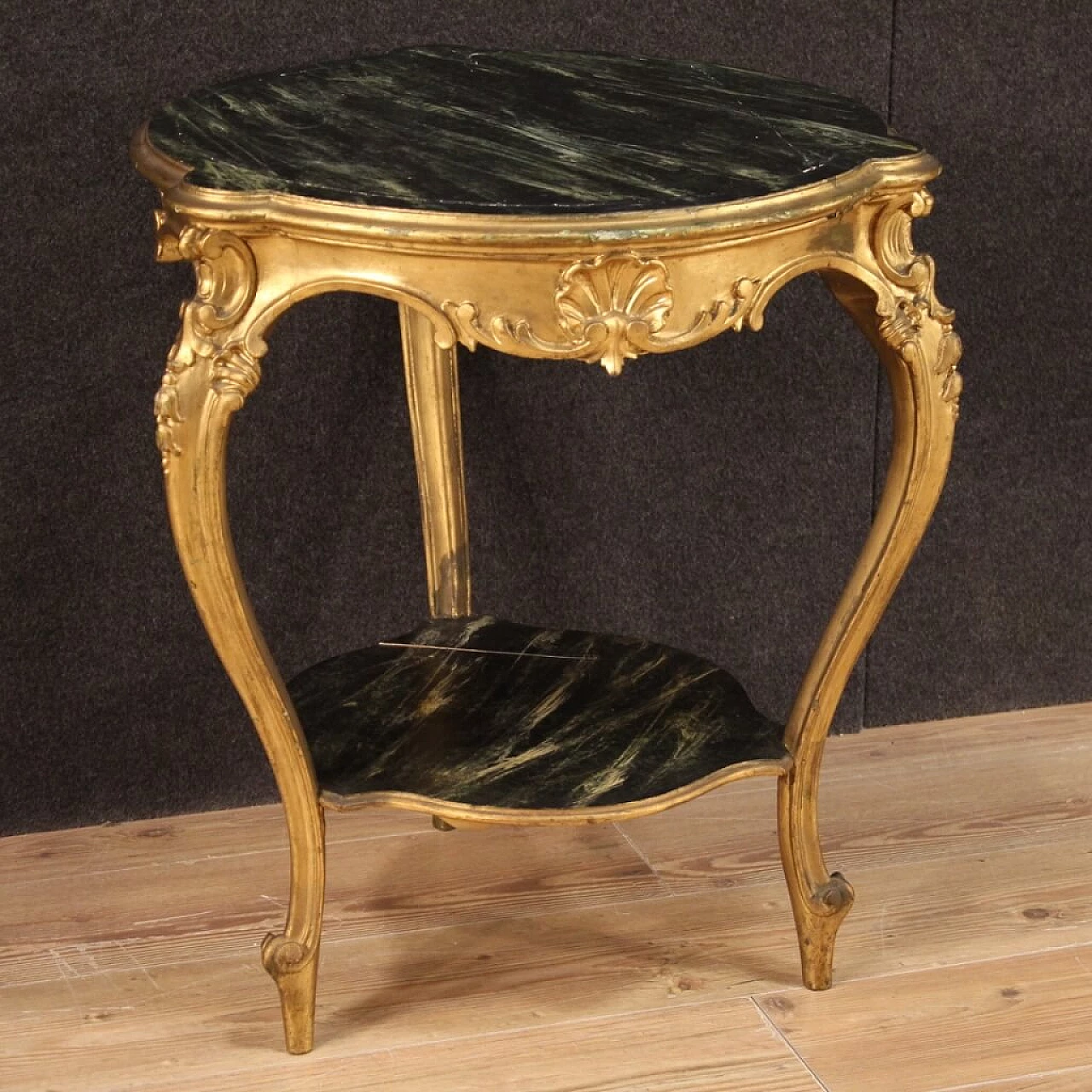 Low coffee table in carved, lacquered and golden wood, 1800 1230466