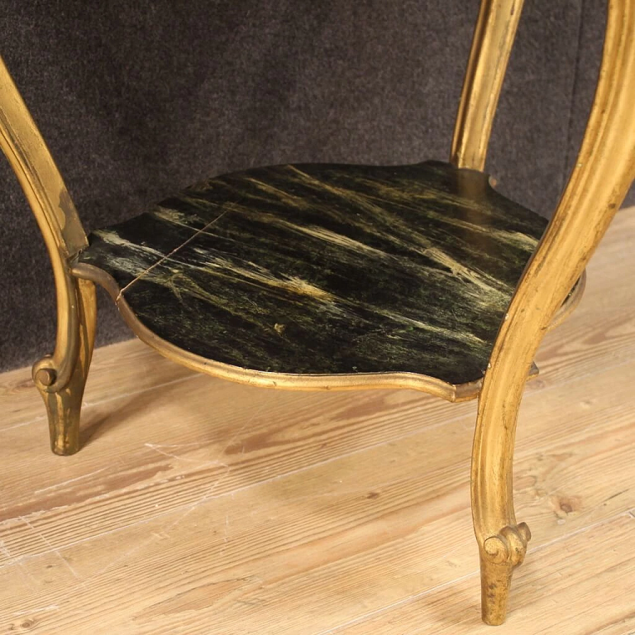Low coffee table in carved, lacquered and golden wood, 1800 1230472