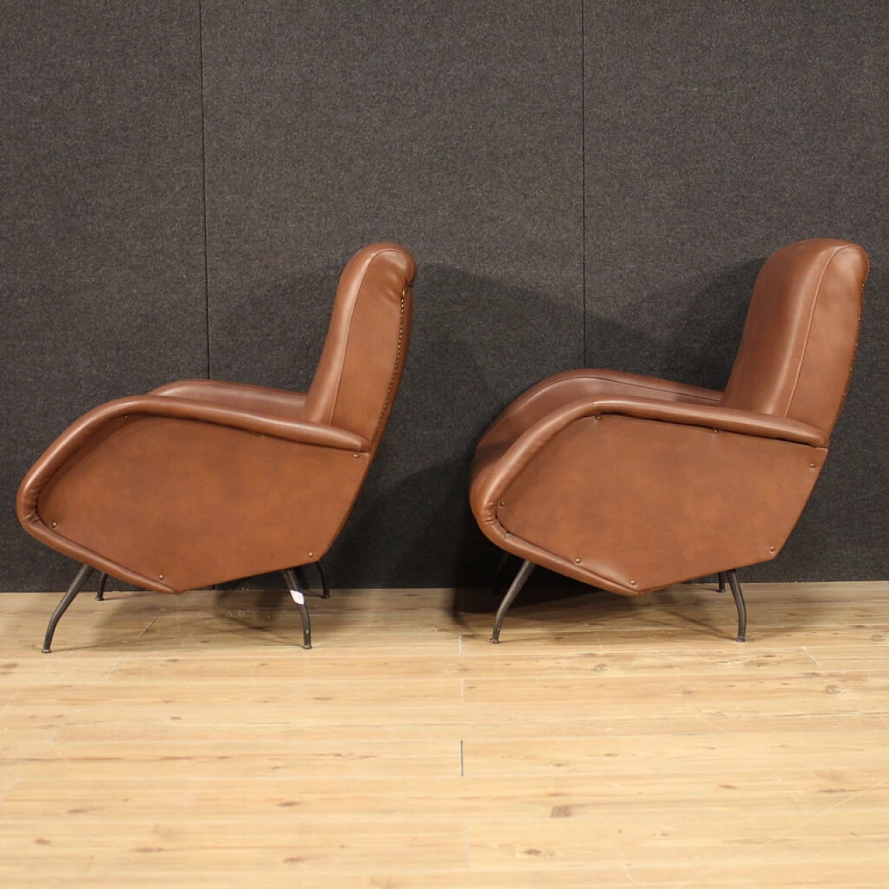 Pair of armchairs in skai with metal legs, 70s 1230598