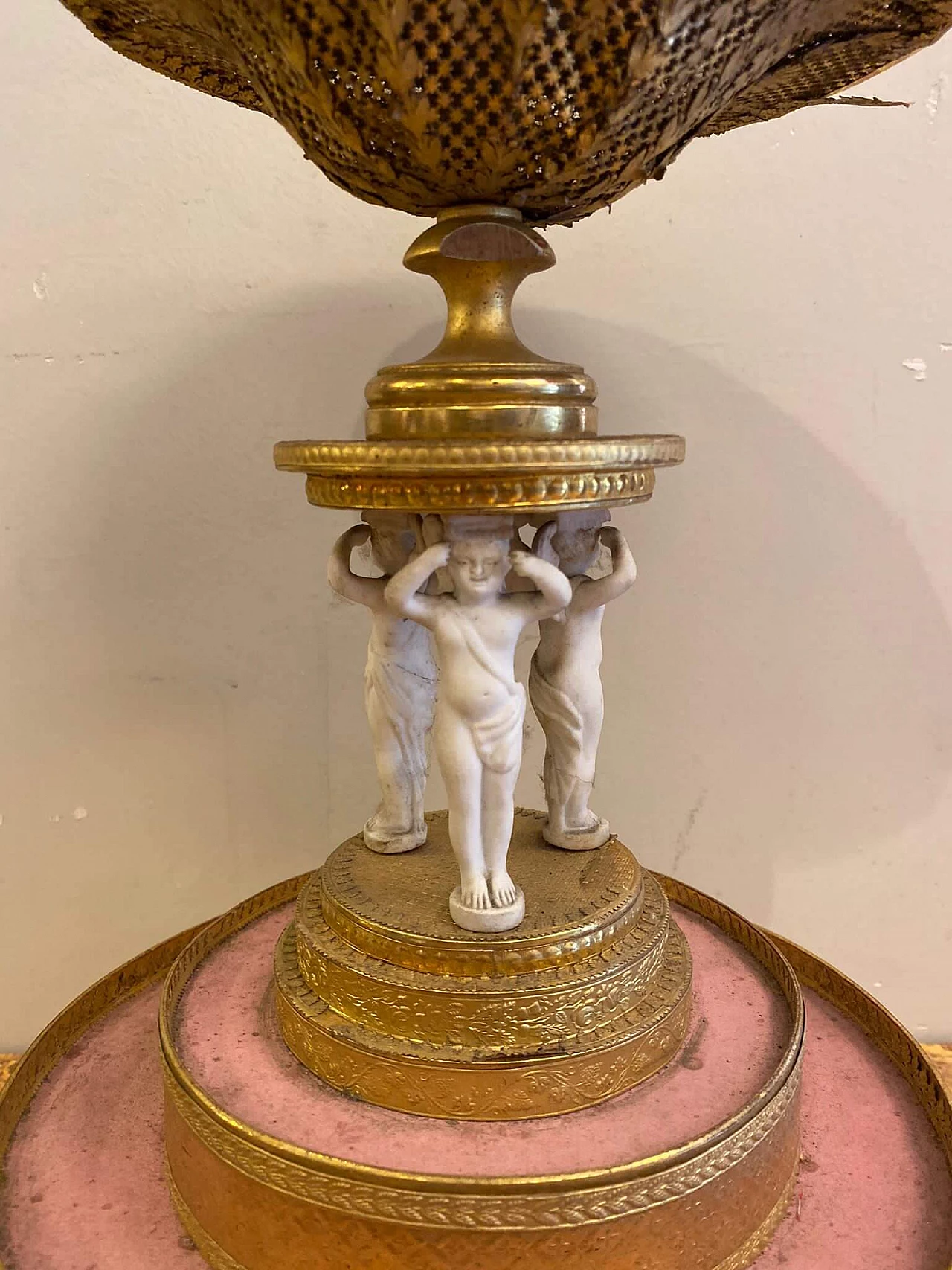 Alzatina con putti in biscuit, '800 1231556