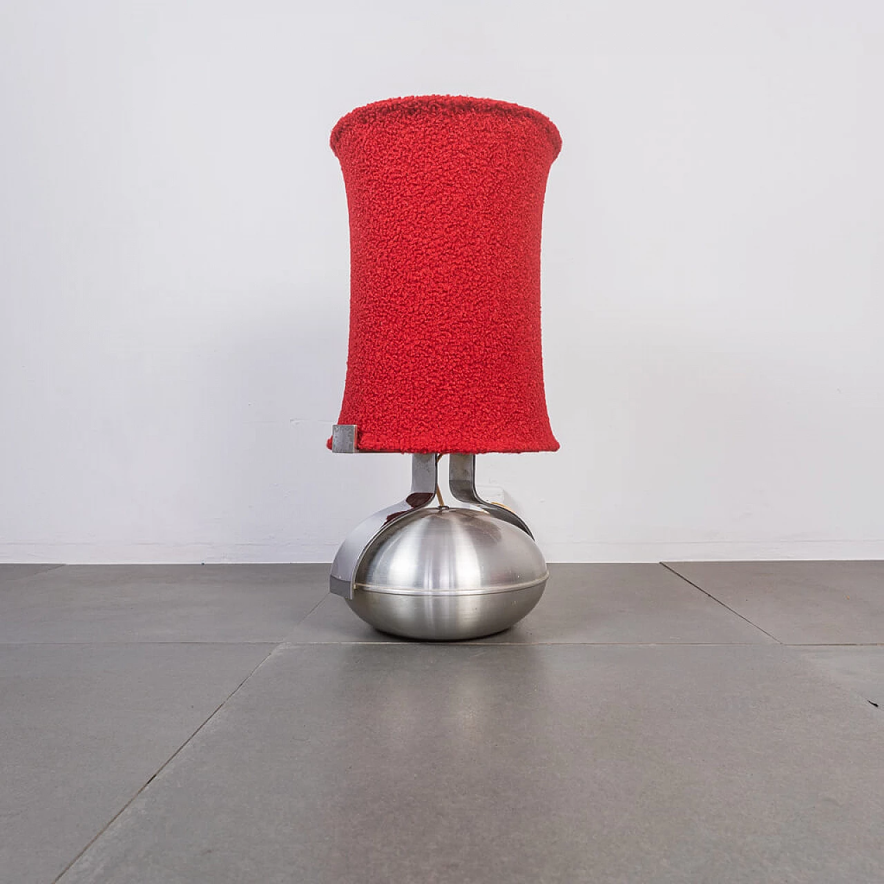 Metal table lamp with bouclè fabric, 70s 1231646