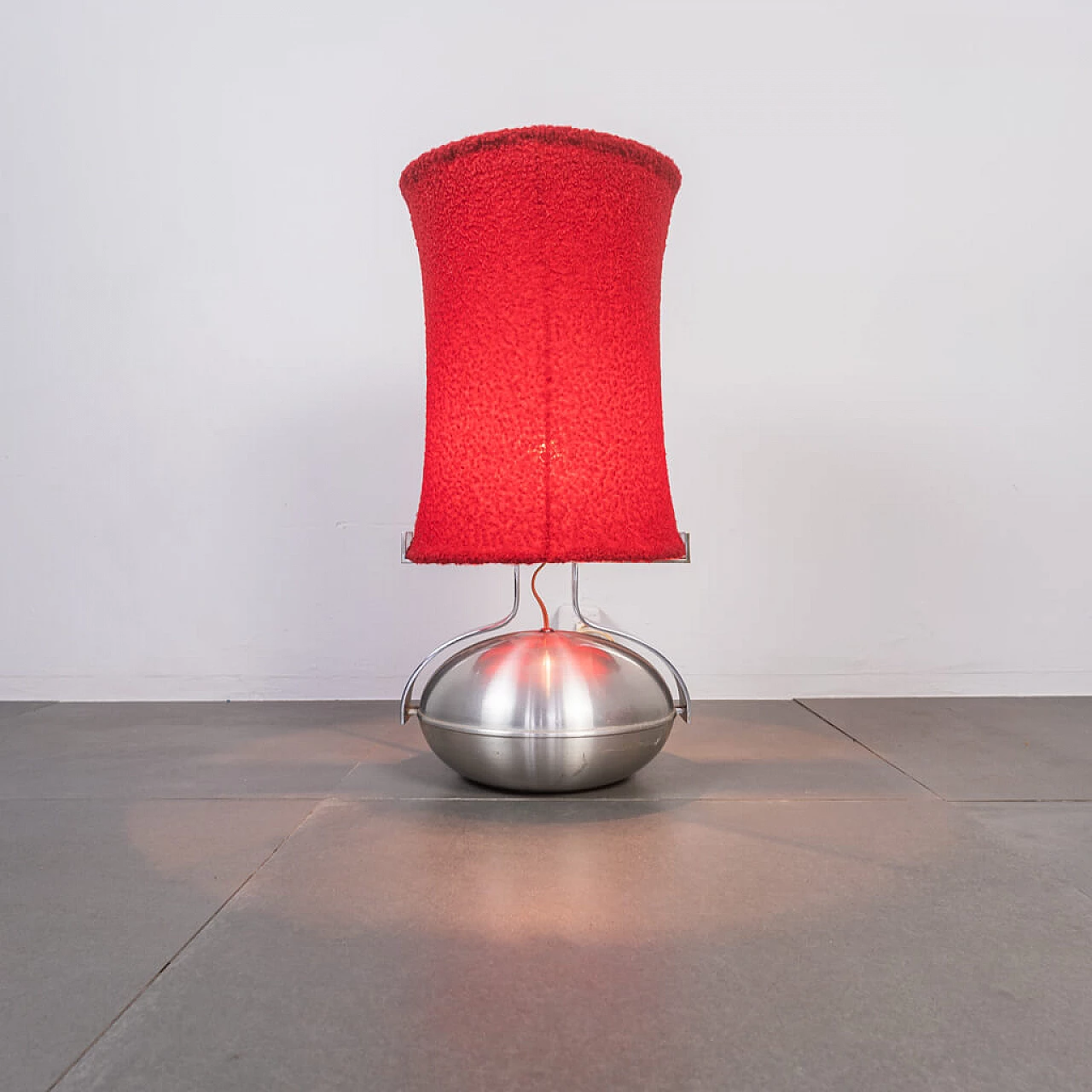 Metal table lamp with bouclè fabric, 70s 1231647