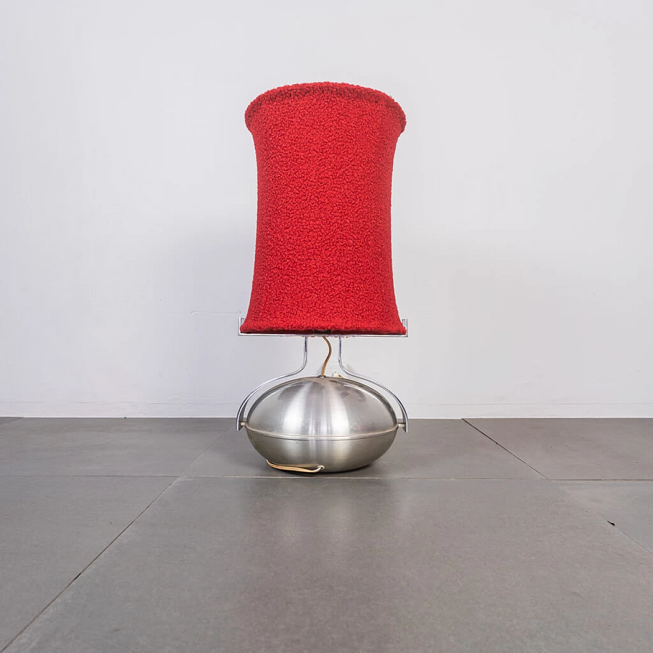 Metal table lamp with bouclè fabric, 70s 1231650