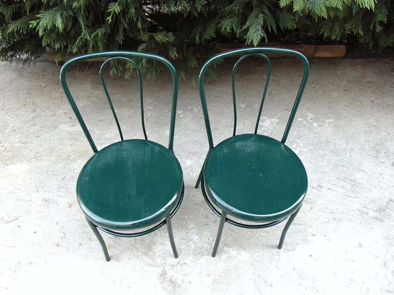 Tavolo e coppia di sedie da giardino, anni '50 1232015