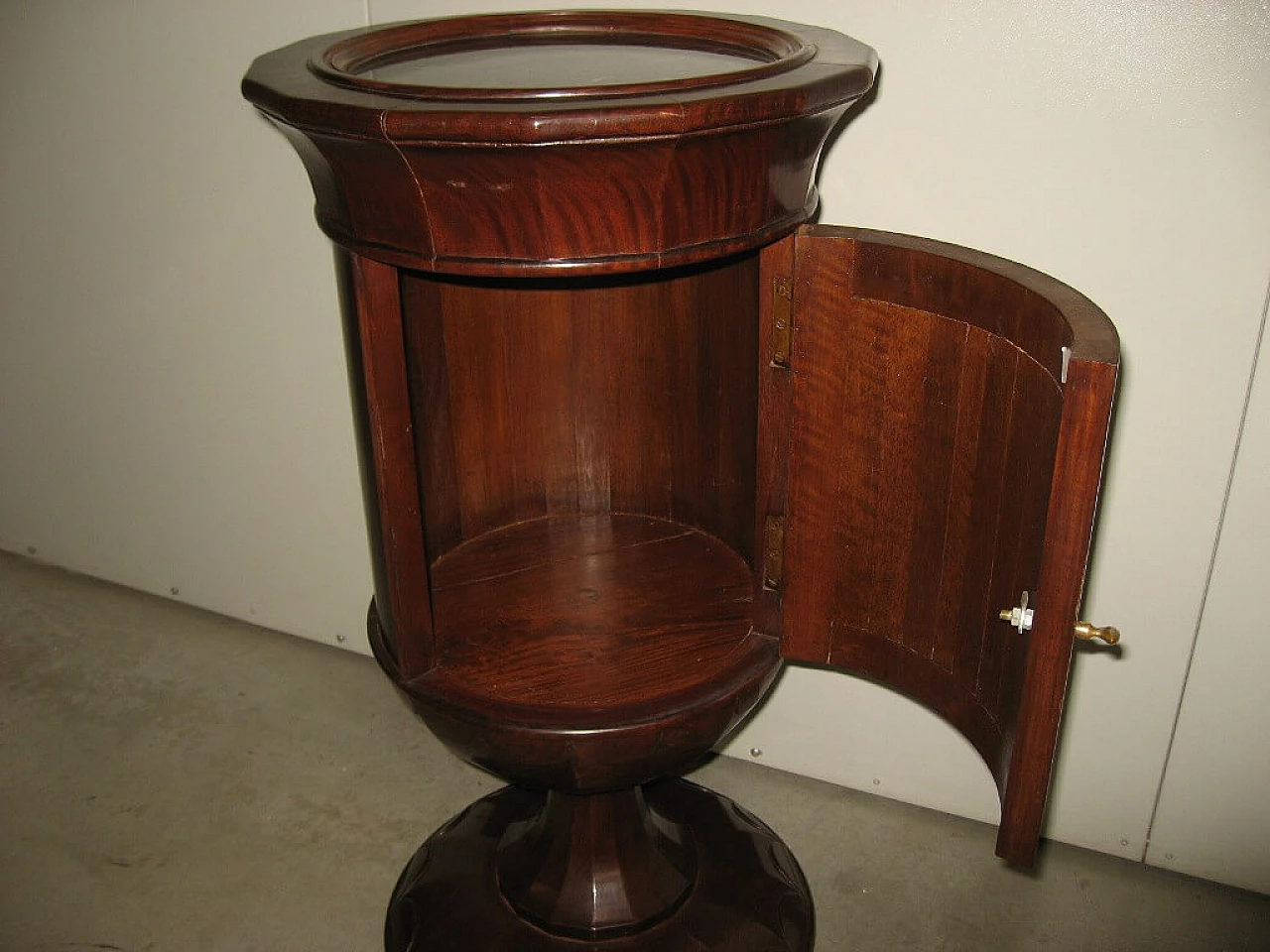 Empire style Calice nightstand in solid mahogany and black marble, 40s 1232114