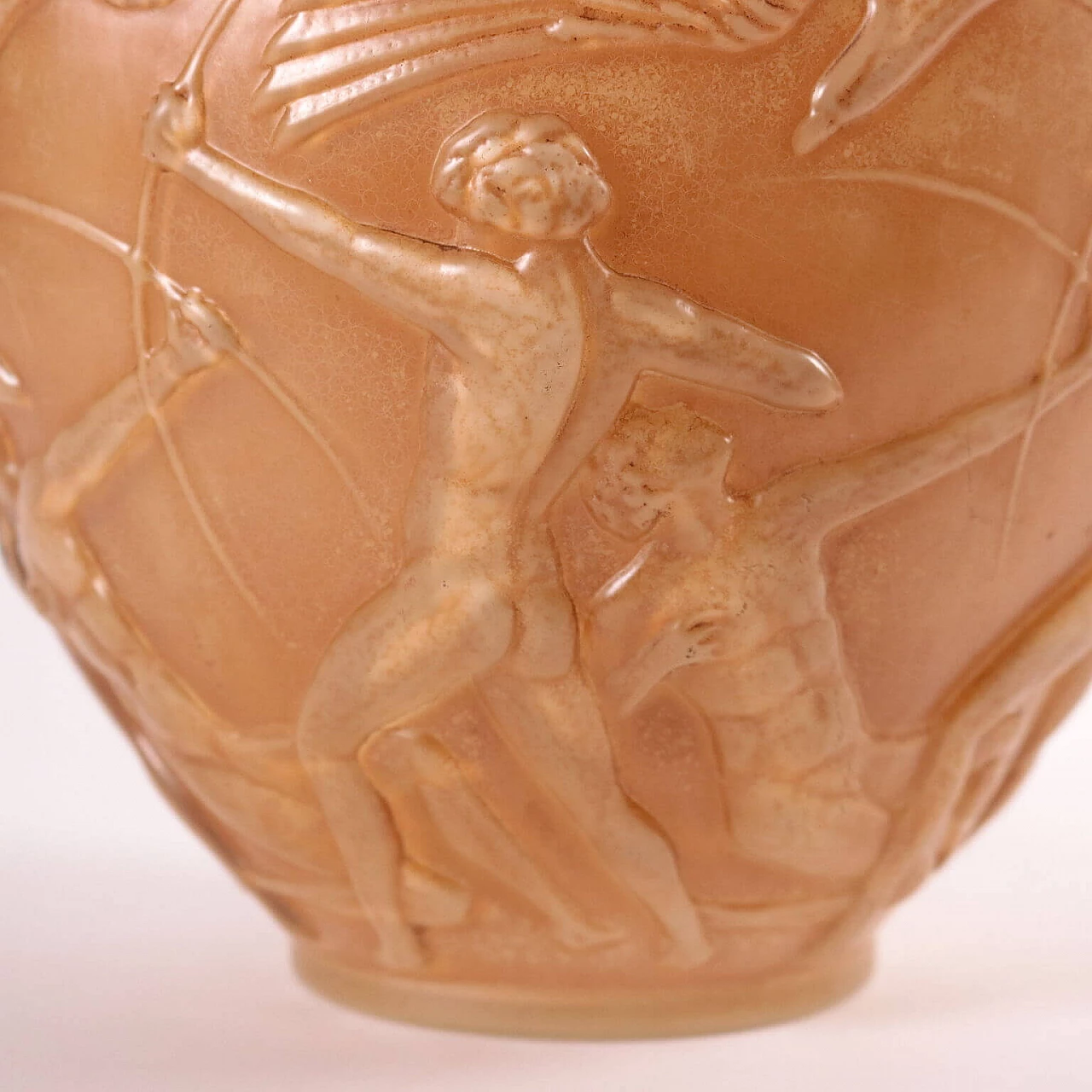 Vaso in vetro con decoro a rilievo, anni '30 1233184