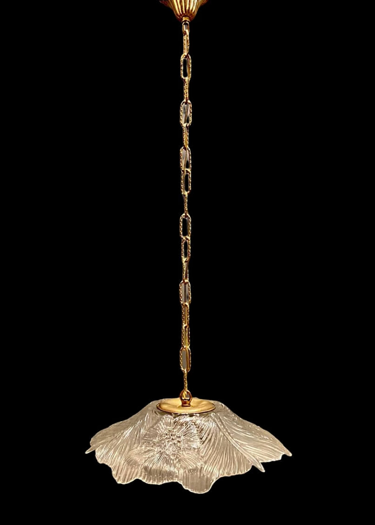 Coppia di lampadari a sospensione in vetro e ottone, anni '60 1233223