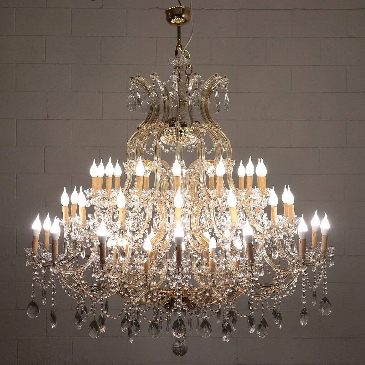 Chandelier in Maria Teresa style with 56 lights in glass, 30s 1233470