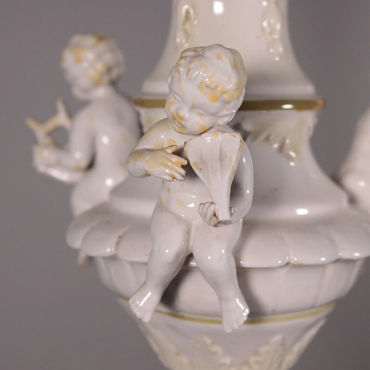 Chandelier in Capodimonte ceramic, 30s 1233485