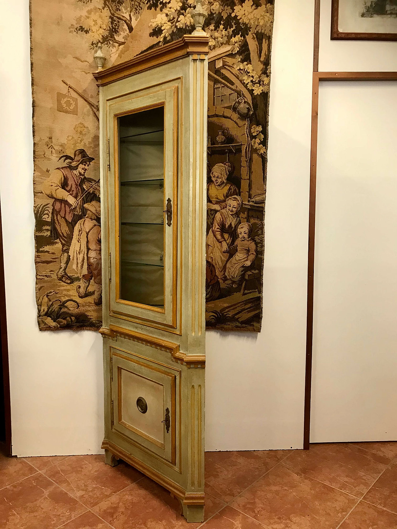 Angoliera a vetrina Piemontese Luigi XVI in legno laccata, originale '700 1234087