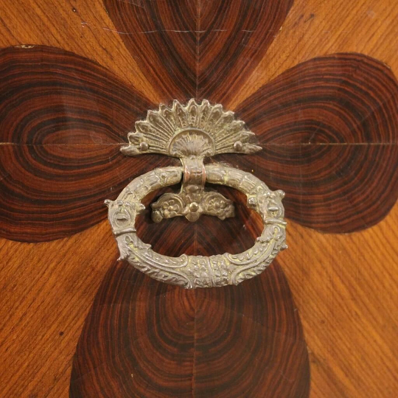 Comodino genovese a quadrifoglio del '900 1234993