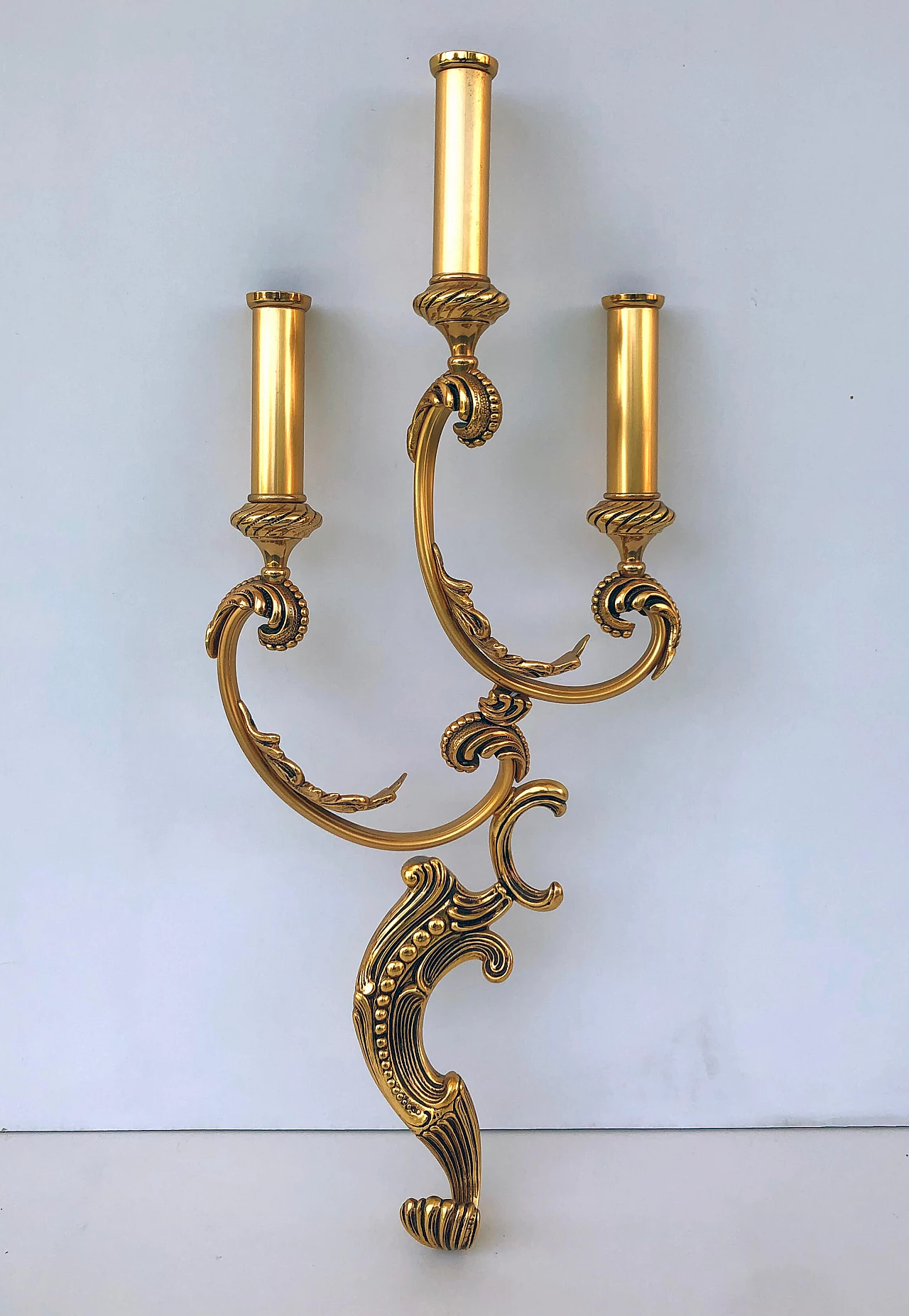 Pair of wall lamps in brass, 60s 1235804