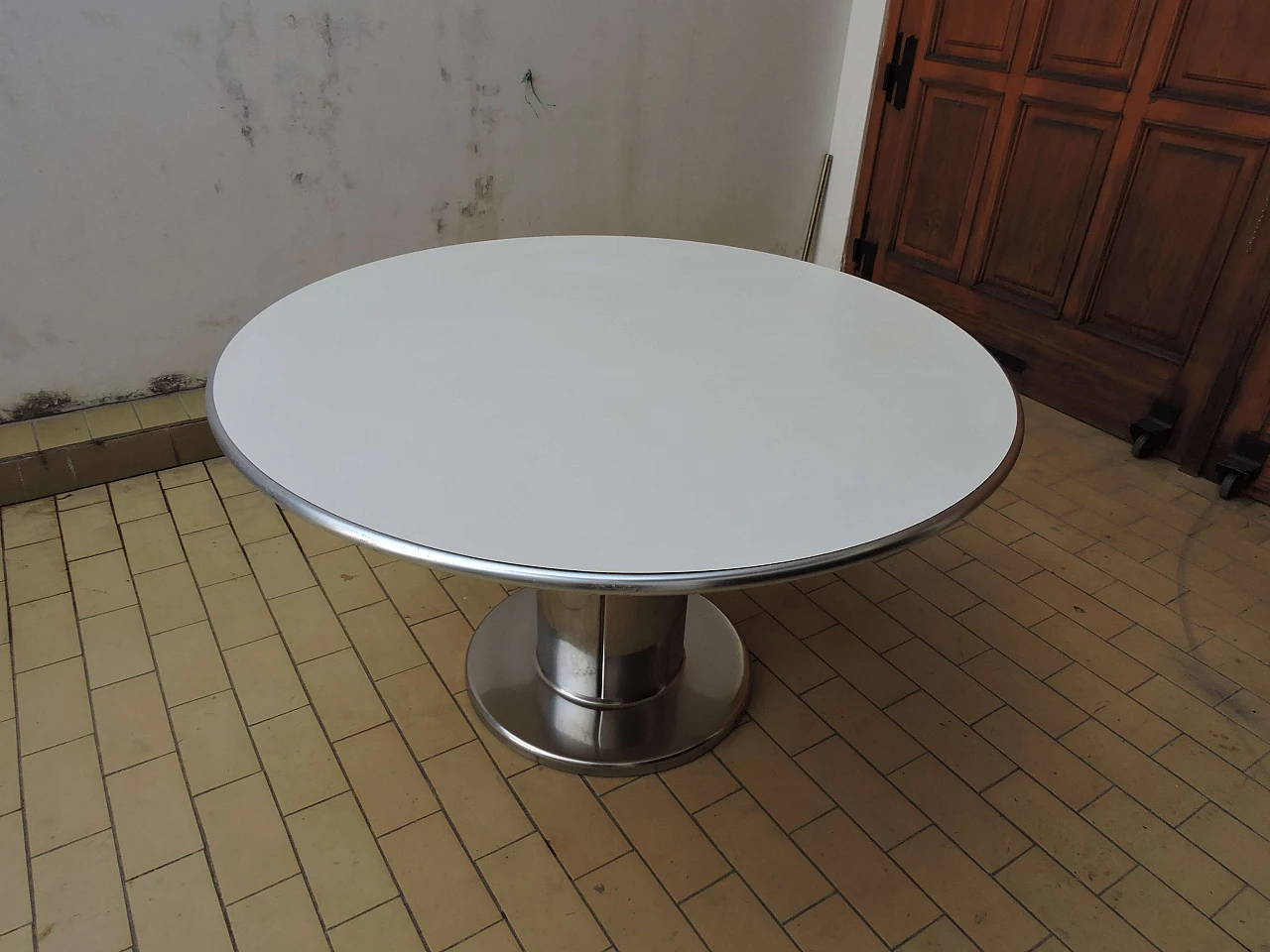 Table in laminate, steel and aluminum attributed to Antonia Astori, 60s 1237129