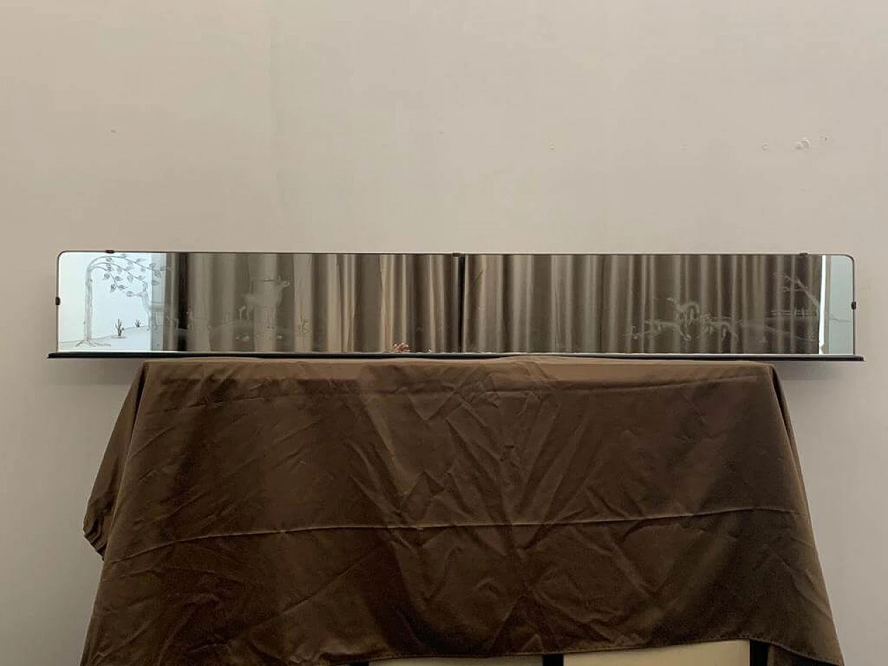 Mirror with forest animal decoration, 20s 1237364