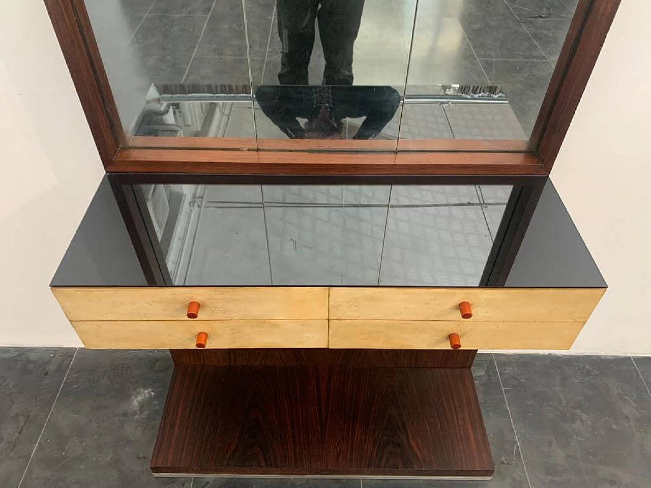 Entryway cabinet with drawers and mirror in rosewood and parchment with glass top by Guglielmo Ulrich, 50s 1237385