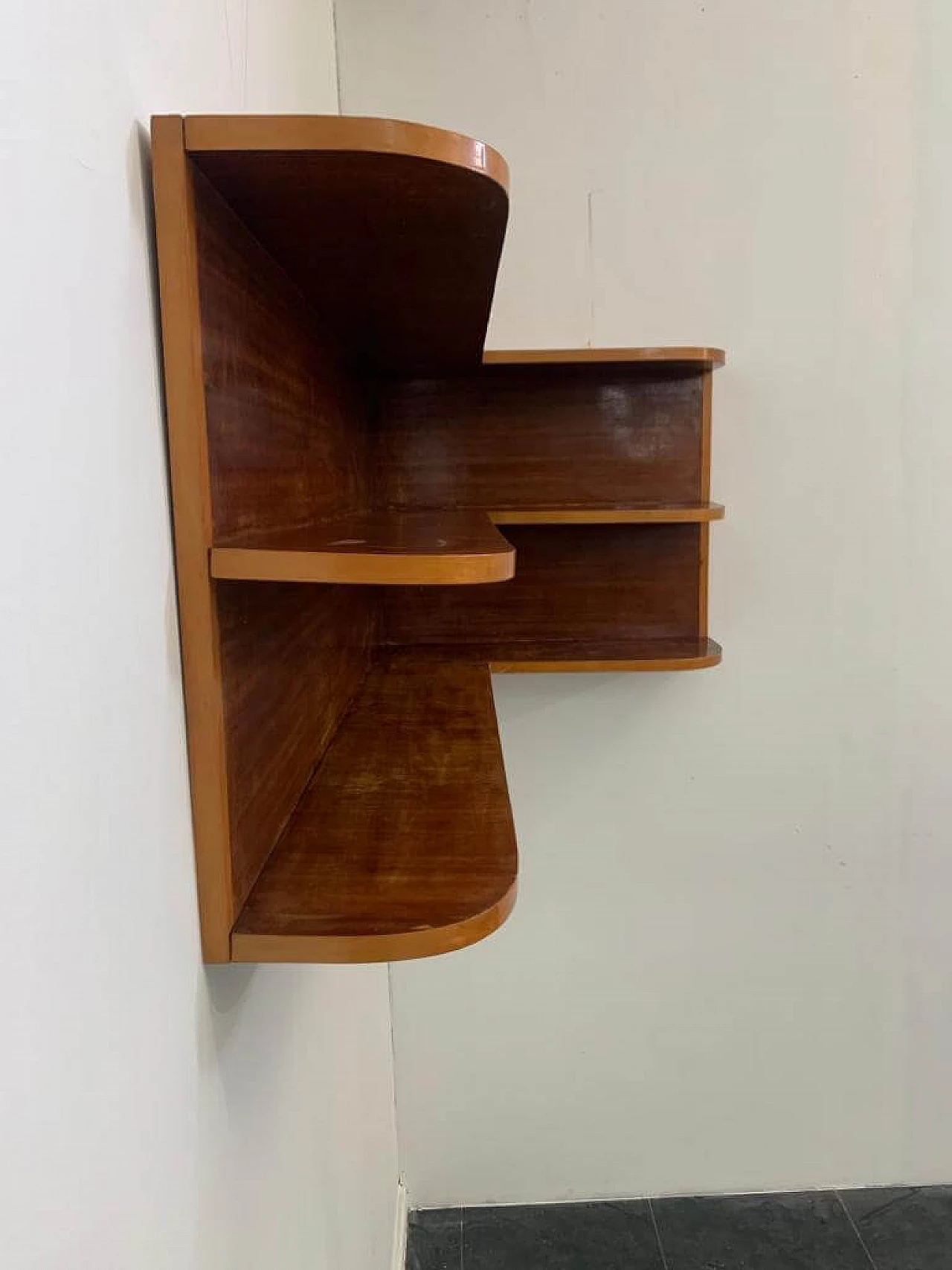 Corner bookcase shelf in cherry wood with maple profiles, 60s 1237570